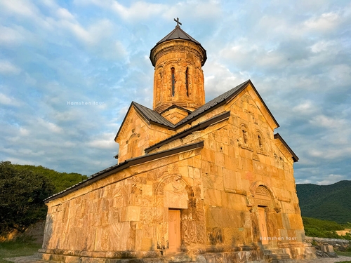 ԲՈԼՆԻՍ-ԽԱՉԵՆ ԵՎ ԾՈՒՂՐՈՒՂԱՇԵՆ