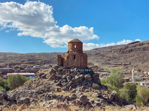 ԲԱԳԱՐԱՆԻ ՍԲ ՇՈւՇԱՆԻԿ ԵԿԵՂԵՑԻ (ԲԱՑԱՌԻԿ ՔԱՅԼԱՐՇԱՎ)