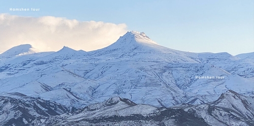 ՎԵՐԵԼՔ ԳԱՅԼԻ ԱԿԱՆՋՆԵՐ (ՎԱՐԴԱԲԼՈՒՐ)